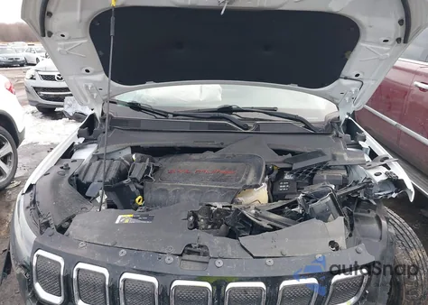 2022 Jeep Compass Limited 4X4 из США, поврежденный, VIN 3C4NJDCB7NT160961